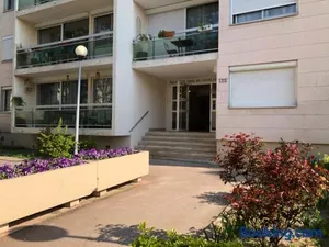 Image of Studio-Champagne Lanson-Proche Hôpitaux-Universités-Parc Léo Lagrange