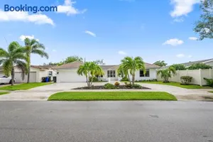 Image of Sail Away Beach Cottage