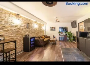 Image of Appart hôtel le 8 Spa&Jacuzzi - parking gratuit -