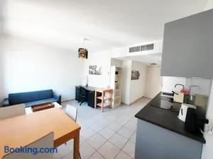 Image of Plage de Juan Les Pins - Apartment with Air conditioner