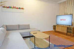 Image of LUXOMES: Design Apartment - Near Airport