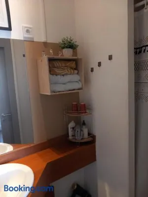 Image of Le studio des halles avec climatisation 15m2