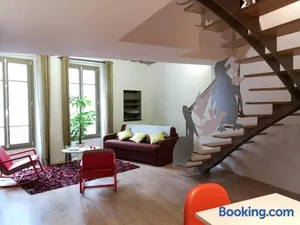 Image of Beautiful duplex in the center of Paris