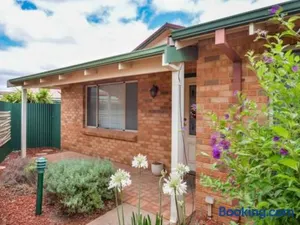 Image of Adorable-secure 3 bedroom holiday home with Pool around the corner from The Miners Rest.