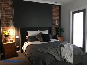 Image of Executive Villa, private 2 bedroom in ideal location