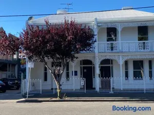 Image of 50 Green St Windsor