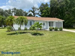 Image of Family Retreat in Tropical Oasis