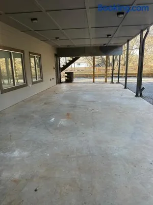 Image of Decatur Delight Mixed- Use Apartments!