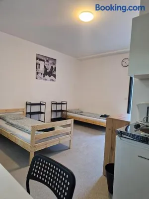 Image of CARDA HAUS "Zimmer für entspannte Gäste - Einfach & Komfortabel"