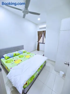 Image of Entire Home at Indahpura, Kulai
