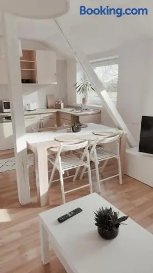Image of Monteurwohnung in Wesermarsch, Küche, Einzelbetten, Stedinger Landhotel