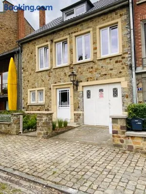 Image of Avenue Rops