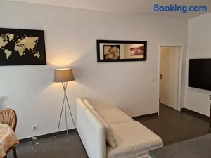 Image of Entier beau 3pièces avec terrasse de 60m2 pour 7personnes