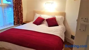Image of Large Cosy House Ideal for Corporate Lets