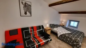 Image of Suite 3 pièces chambre+cuisine+SDB centre ville