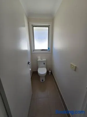 Image of Cosy 5 x bedroom Kellyvil Ridge