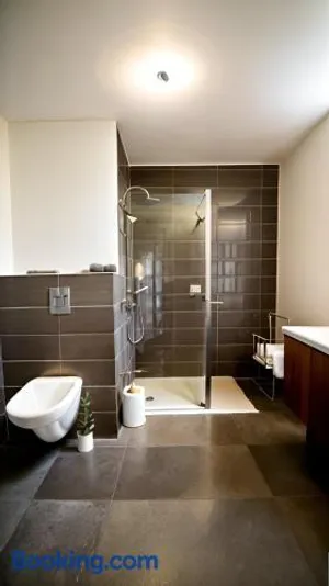 Image of STBG Bel appartement avec balcon