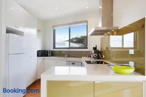 Image of Rolling Waves 1