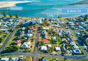 Image of Ann St Bungalow-Perfect Escape!