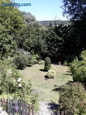 Image of L'escale Arquaise, la maison au jardin fleuri à 5 min de dieppe