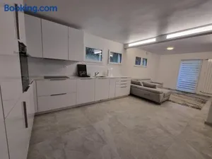 Image of Appartement 120 m2-Proche Lausanne-Accès Autoroute- Équipé-Parking Gratuit
