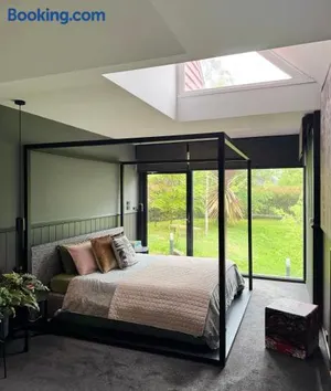 Image of Red Gables Daylesford - Garden Suite & Hedge Suite