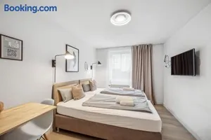Image of Sali Homes -SB21 Bayreuth Budget-Friendly Apartment