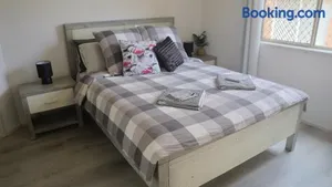 Image of #5 Waterford Glen by Riley's Rooms