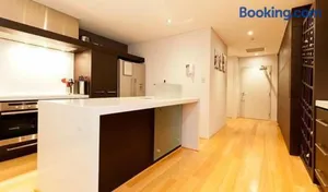 Image of 47 Breathtaking City Riverviews 2brpark