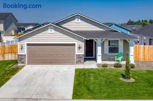 Image of Family Friendly Playroom Garage