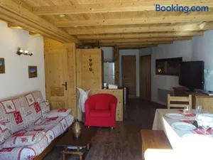 Image of Charmant 3 pièces rénové avec terrasse, 6 pers., Bourg Saint Maurice - FR-1-411-606