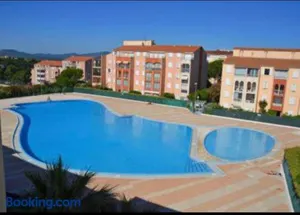 Image of Studio dans résidence, piscine lagon, tennis et aire de jeux