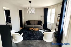 Image of Le Carrel- F2-Place Saint marc