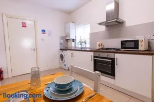 Image of 090 Beautiful 1 bedroom flat near Luton Town and station