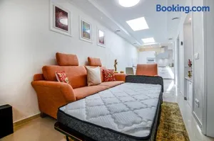 Image of Stylisch und Schick, neue Wohnung, U-Bahn 2 Minuten