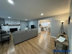 Image of Rustic Retreat Less Than 5 miles to Downtown Knox