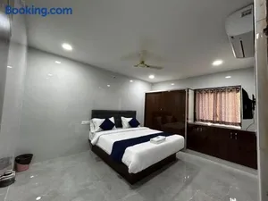 Image of HOTEL DOLPHIN