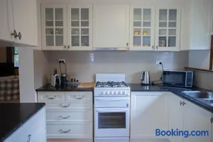 Image of Cosy Cottage 2BR Ballarat Stay Close to CBD