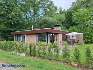 Image of Zonnige vrijstaande bungalow in prachtige omgeving!