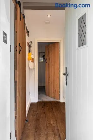 Image of Honey Pot, Chipping Campden, parking, garden, late check-out