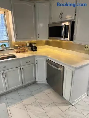 Image of Hot Tub 5 beds