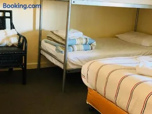 Image of Kootingal Hotel