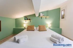 Image of Le Borelys Parking Gratuit