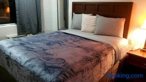 Image of Hotel King Bed Studio 121