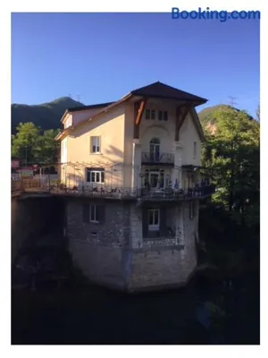Image of L'Apogée