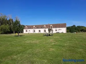 Image of Gîte tout inclus avec piscine privative, activités de plein air et animaux en liberté - FR-1-491-396