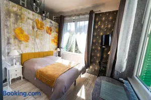 Image of Studio Malou, cuisine, salle d'eau, terrasse amenagée