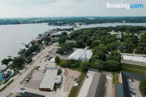 Image of Okoboji Flats 6 - East Okoboji Views