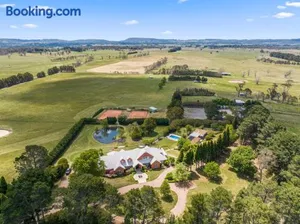 Image of Iona Park, Moss Vale
