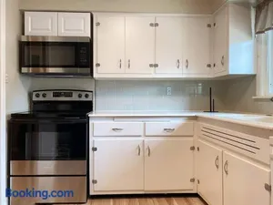 Image of Southeast Suite / 1BD/1BA Apt near UE